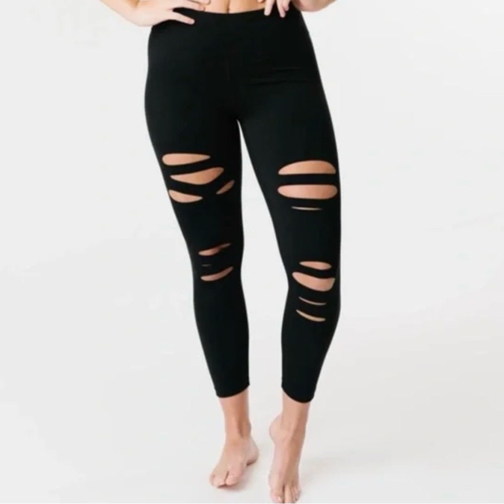 Zyia Active Black Slash Leggings